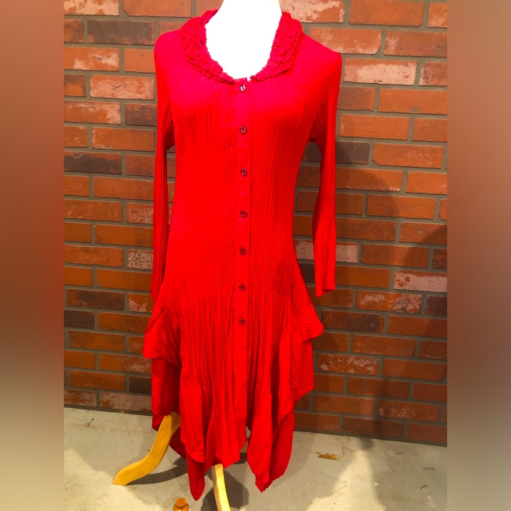 Bellissima Size Medium Bellissima red pleated dress